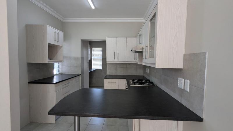 1 Bedroom Property for Sale in Blue Mountain Village Western Cape